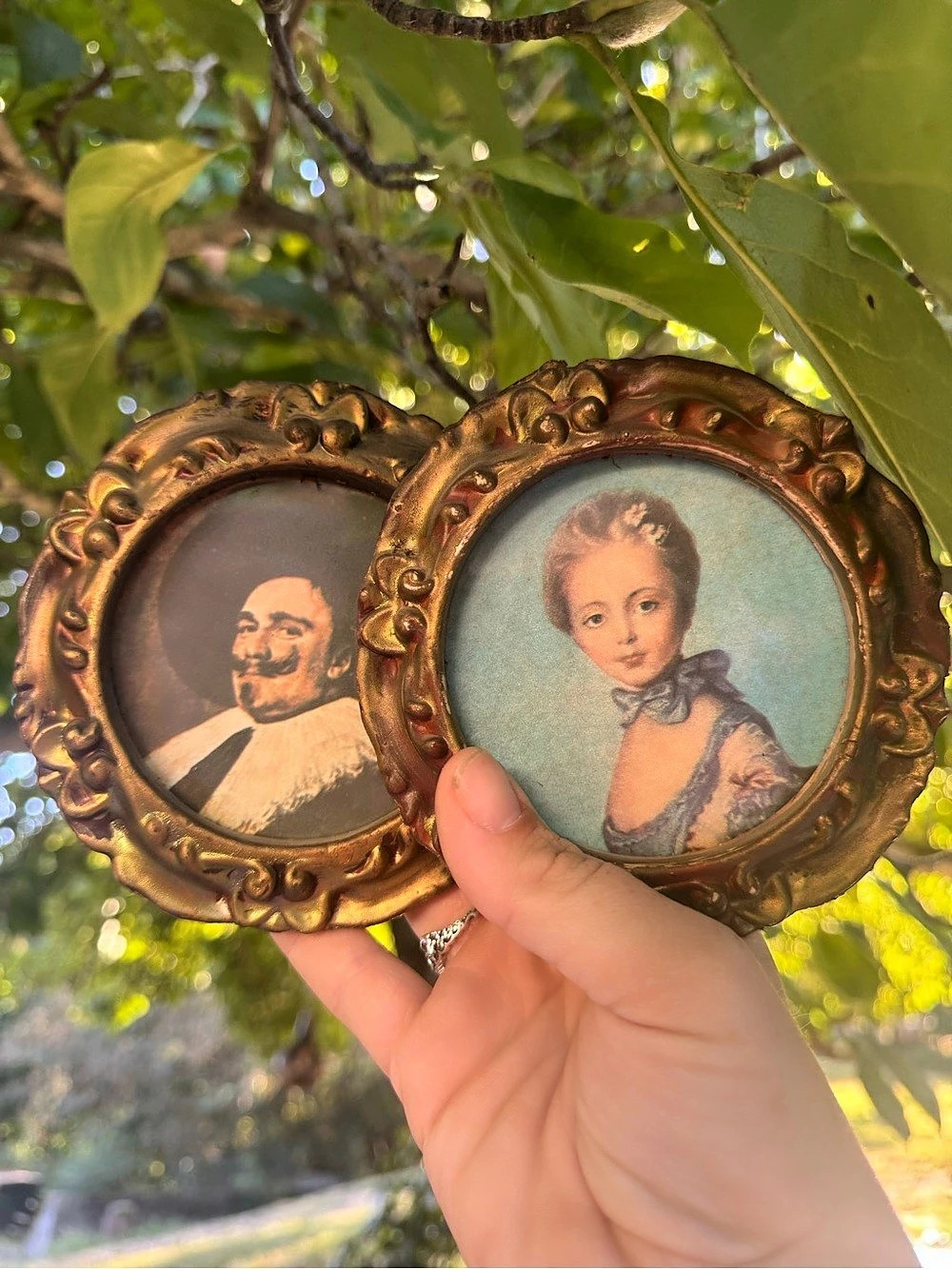 Vintage Double Portrait Wall Art Set, Gold toned